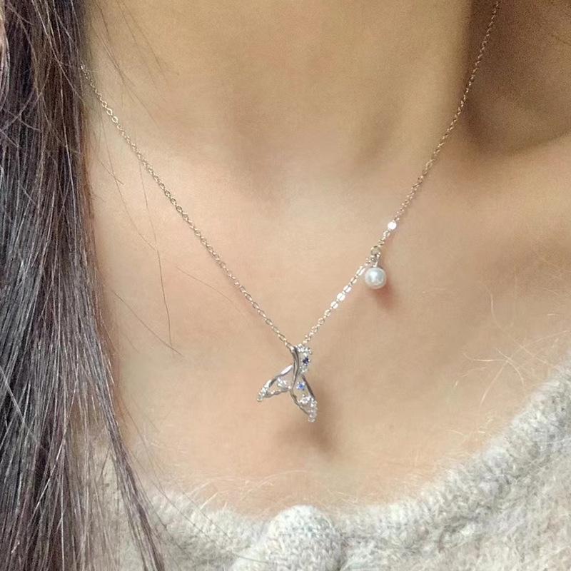 2023 Double-Layer Retro Pearl Necklace for Women - Luxury High-End Design Clavicle Chain