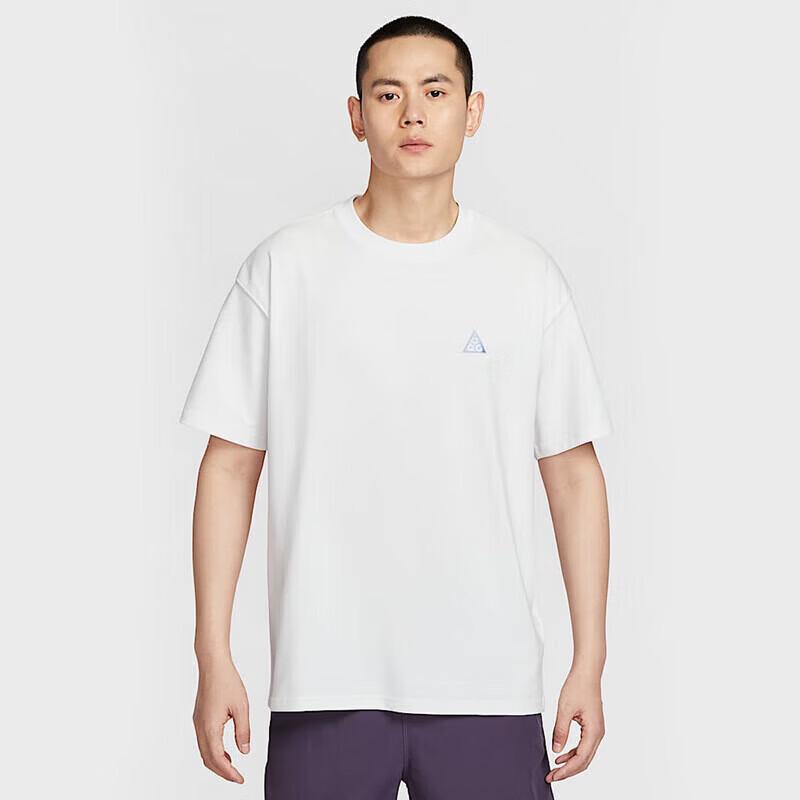 NIKE ACG Men s Back Print Outdoor Short-Sleeve T-Shirt L