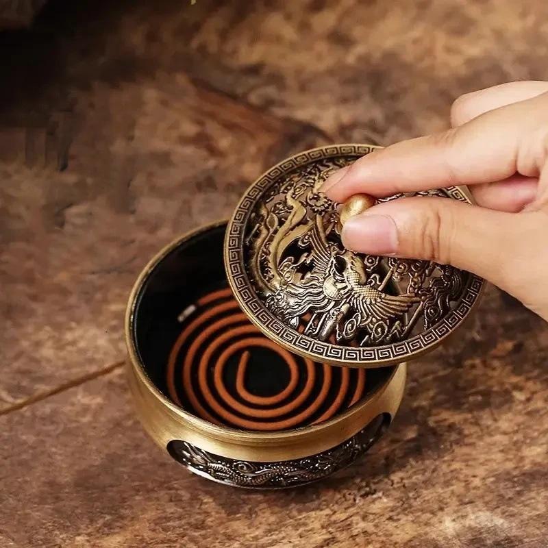 Niche Design Longfeng Fingertip Three-Legged Incense Burner Non-Stick Powder Tray Unique Censer for Personal Aromatherapy Collection