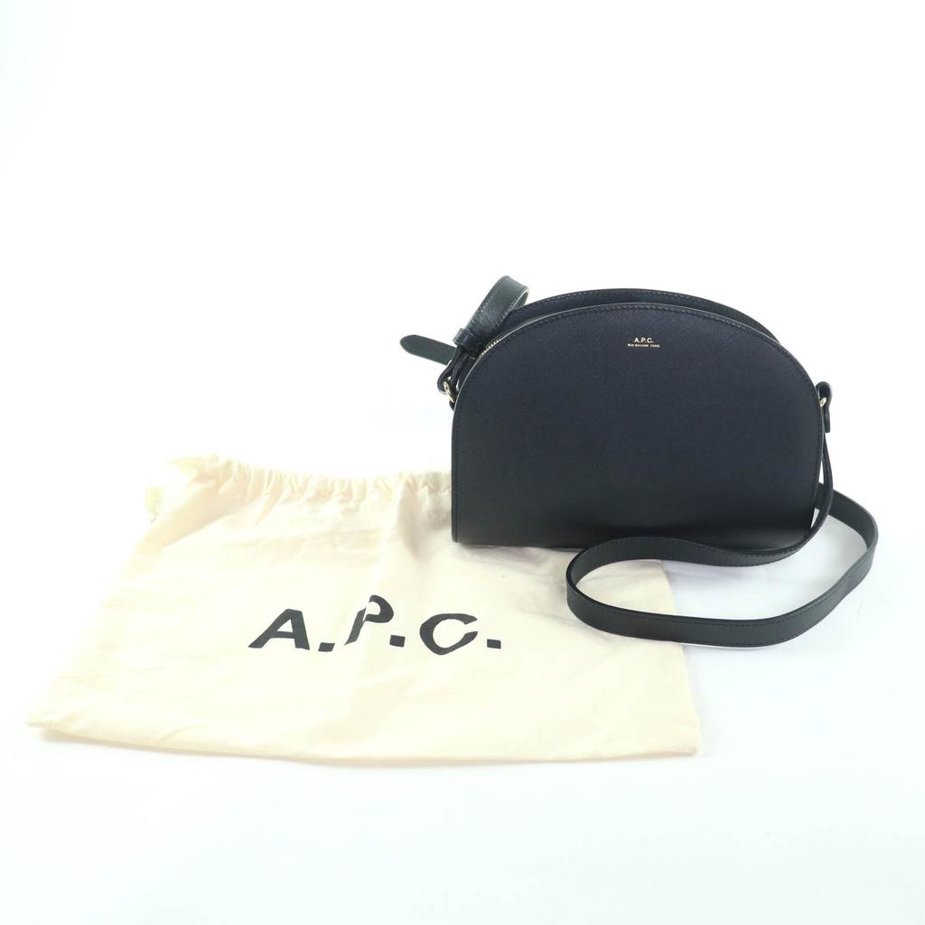 Super A.P.C. Sac Bandoulière Logo Demi-Lune Cuir Cuir bleu marine foncé Femme Occasion