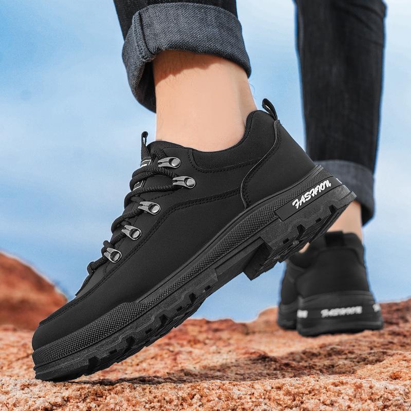 Men's Sneakers New Trendy Anti Slip Casual Skateboard Shoes Outdoor Fashion Running Shoes Four Season Comfortable Sports Shoes