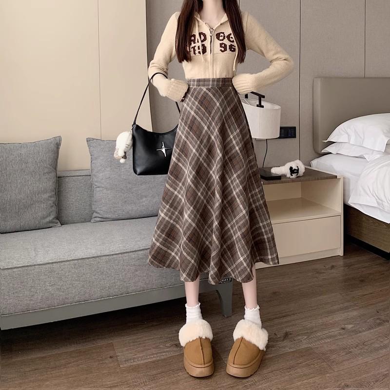 Maillard Retro Plaid Wool A-Line Skirt - Women's Mid-Length for Autumn/Winter