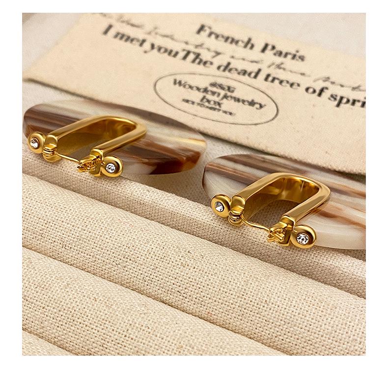 Exaggerated Retro Hong Kong Style Round Ear Cuffs: Unique and High-End Design