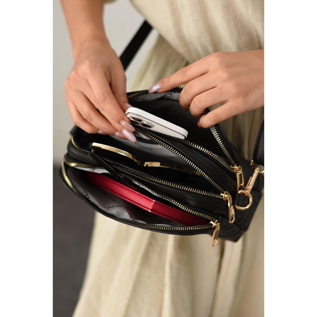 Verstellbare Schulter- und Umhängetasche für Damen mit Kreuzriemen und 4 Fächern