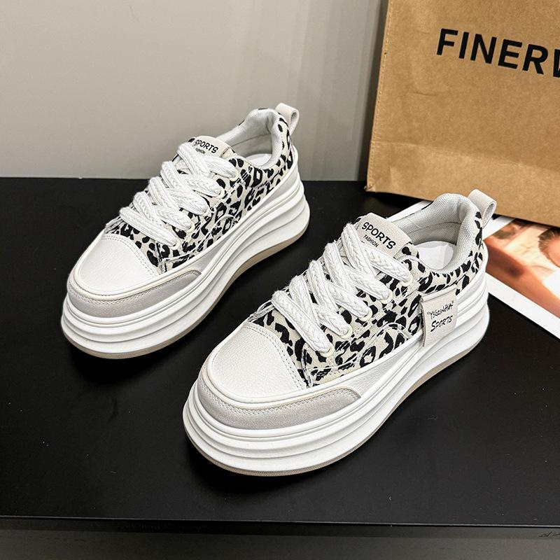 Customized running little white sports shoes women's 2025 new autumn thick-soled heightening dad shoes versatile and popular casual shoes