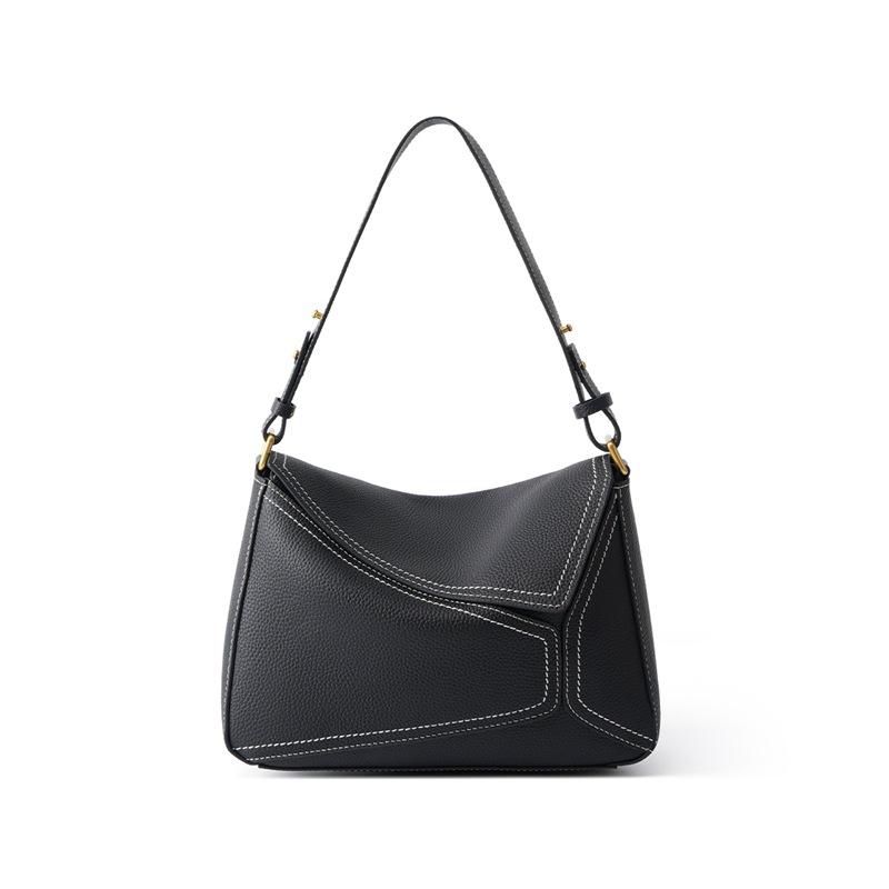 First Layer Cowhide Pillow Bag Fashionable and Versatile Design Sense Niche Messenger Bag Underarm Portable Leather New Shoulder Bag