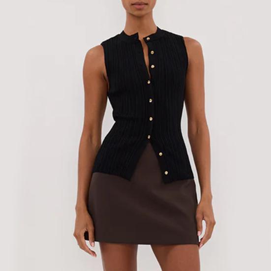 Letní vesta s výstřihem do V, bez rukávů, jednořadé zapínání, tílka s mačkanou dekorací, běžný střih