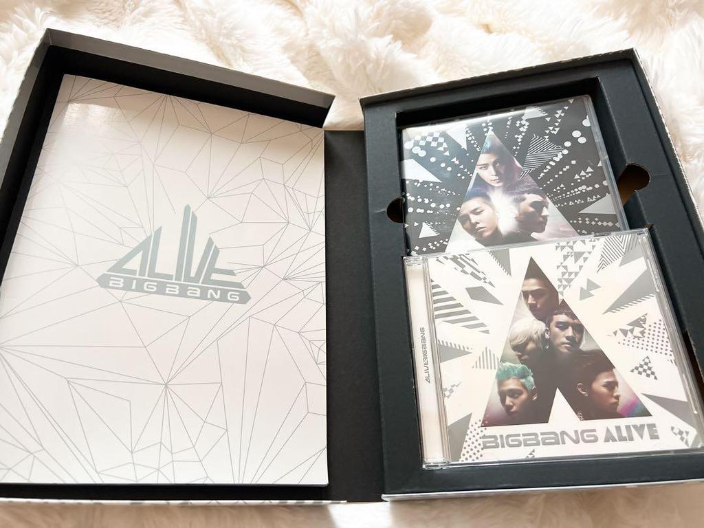 [USED] BIGBANG ALIVE First Press Limited Edition CD x 2DVD with Photobook