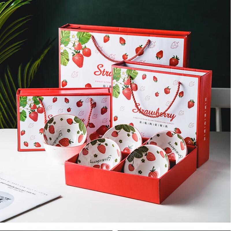 Клубничная керамическая миска и набор палочек для еды в подарочной упаковке