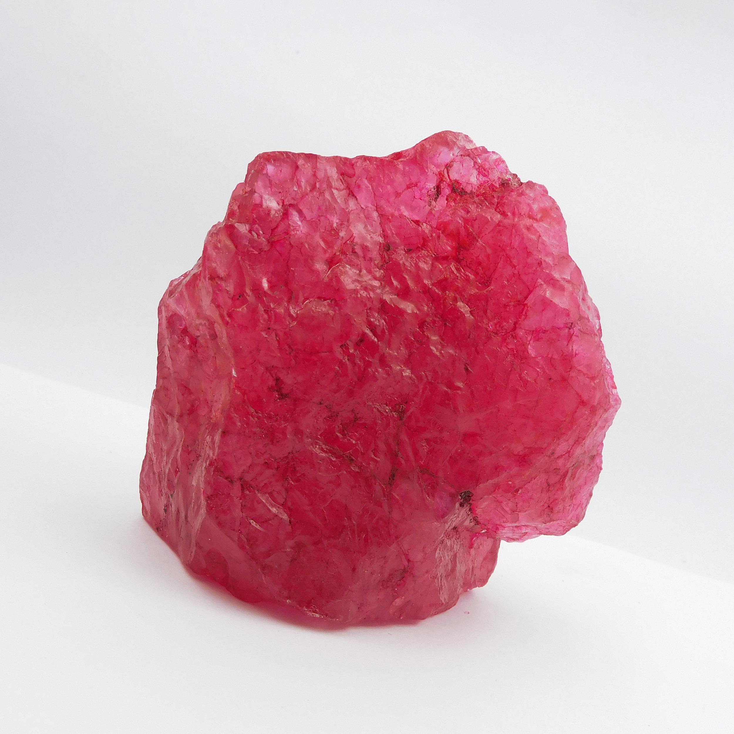 

CERTIFIED 1240.25 Ct Natural Red Ruby Uncut Earth-Mined Rough Loose Gemstone p-78-sa 69.52 mm approx. червоний