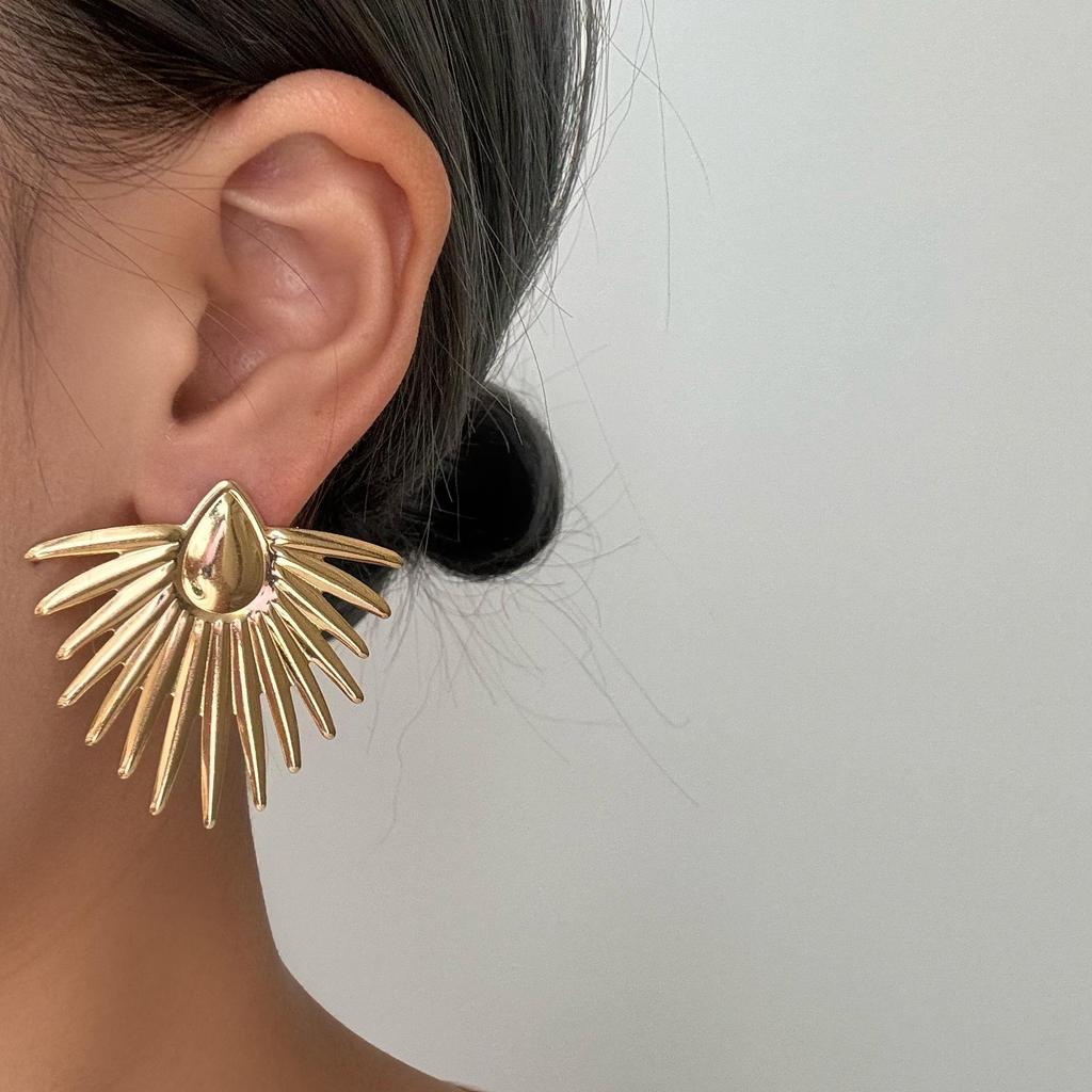 European and American Geometric Metallic Stud Earrings - Creative and Unique Style for Women