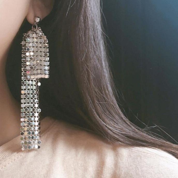 Korean Trendy Metal Sequin Goddess Dangle Earrings - Versatile Fashion Accessories