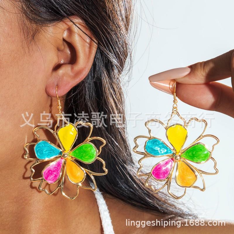 Metal oil drop collar women s light luxury necklace earrings set simple jewelry