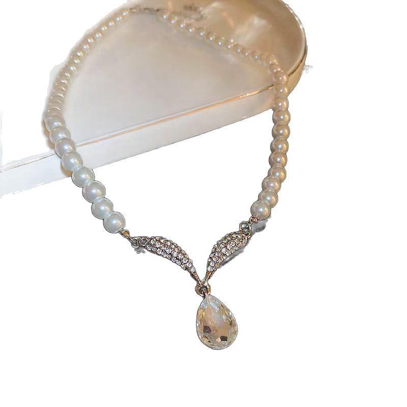 Pearl Necklace Neck Chain Earrings Set Light Luxury Niche Premium Collarbone Chain Evening Dress Accessories Women