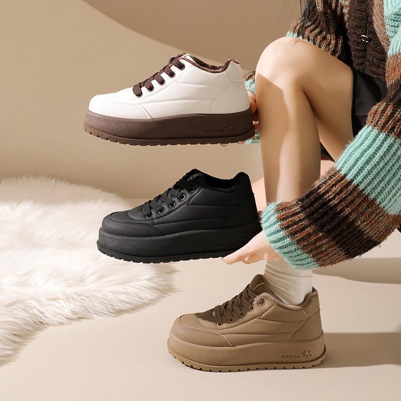 Winter Women's Retro Warm Plush Low Top Vulcanize Shoe Fashion Versatile Comfortable Velvet Non Slip Chunky Cotton Sneakers