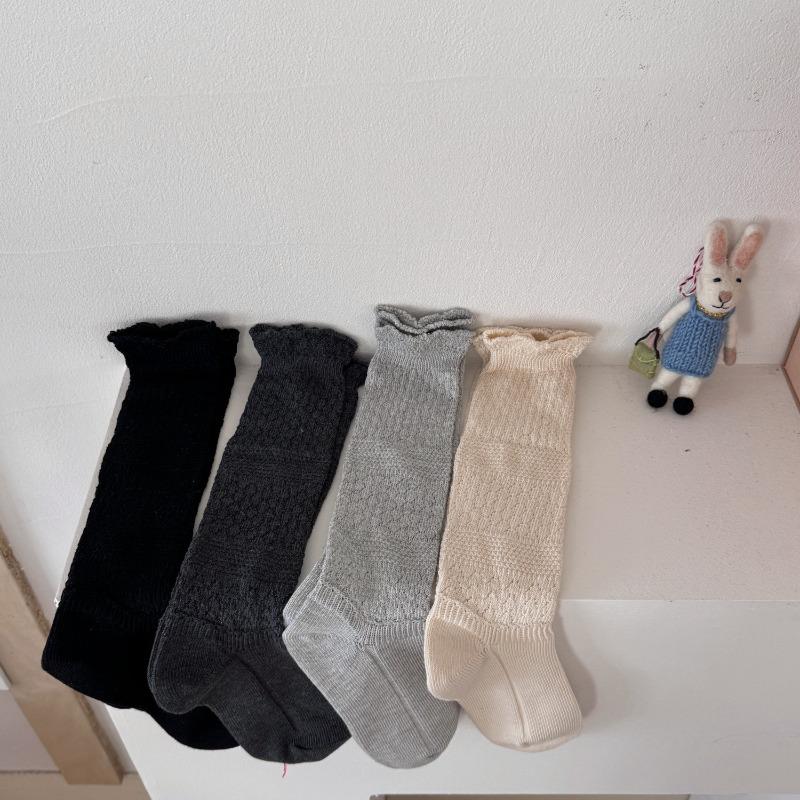 Laid-back Retro Calf Socks for Autumn and Winter, Solid-color Knitted Socks, Mid-calf Socks for Slimming, Pile Pile Socks