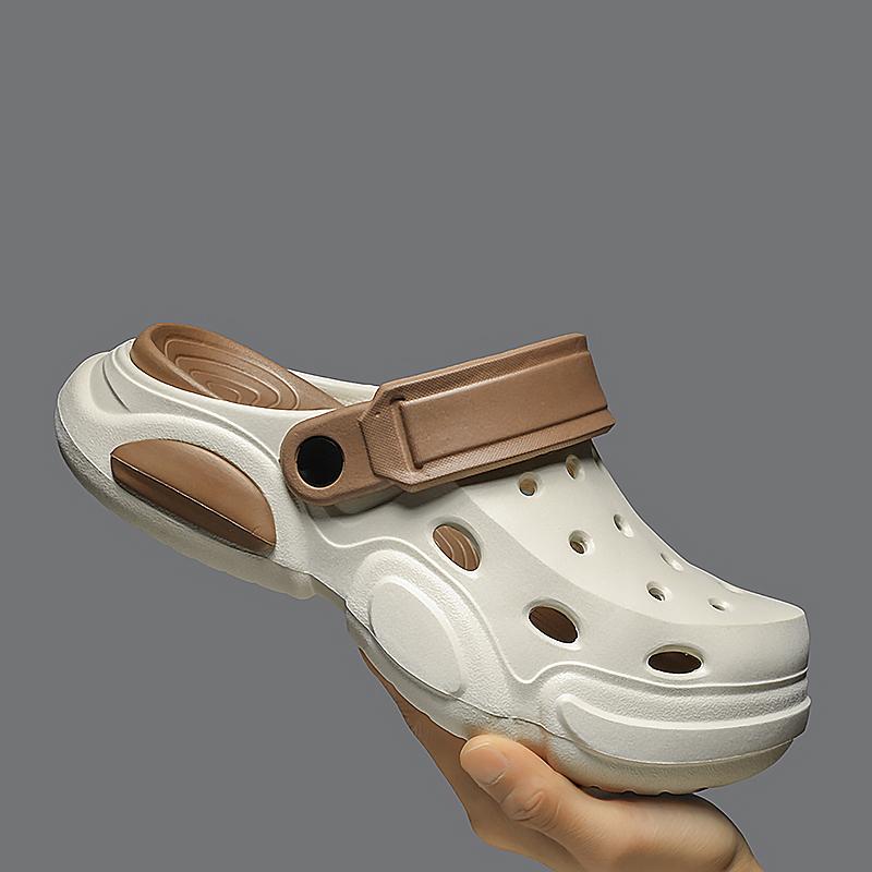 Fashion Summer Clogs Men Slip on Breathable Lightweight Thick Sole Water Beach Sandals Indoor Outdoor Fashion Cave Shoes