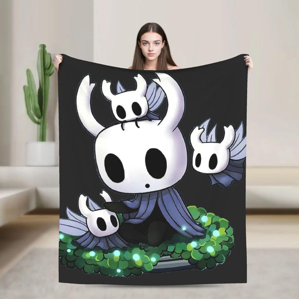 Hollow Knight The Knight Blanket Warm Soft Plush Throw for Couch Bed Flannel Bedspread Comfortable Gift for Girls Boys