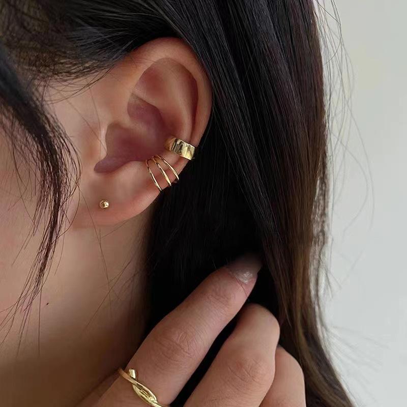 Ear bone clips, ear clips without ear piercings, retro Hong Kong flavor, earbone rings, earrings, high-end earrings, retro trendy personality and