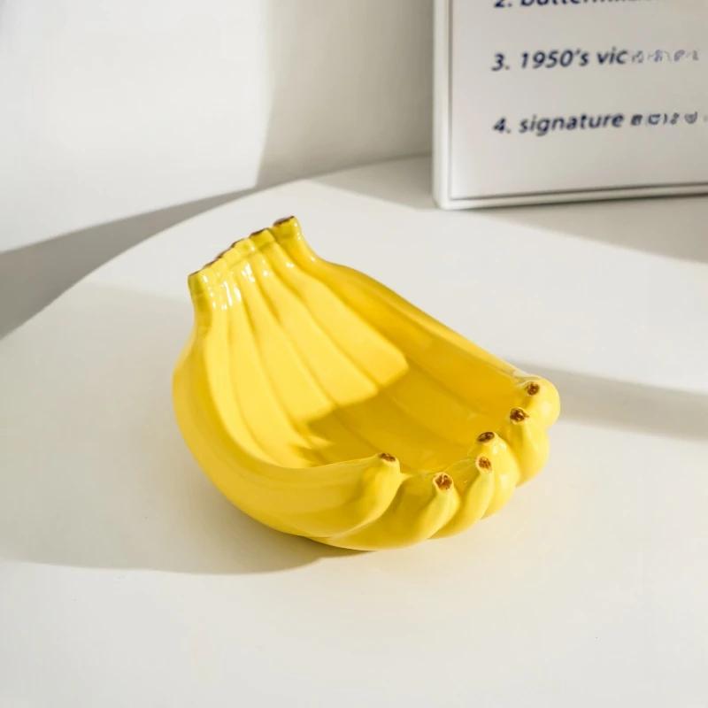 Stylish Banana Shaped Fruit Tray Decorative Ceramic Trays for Storage and Display of Fruits and Snacks in Homes and Restaurants