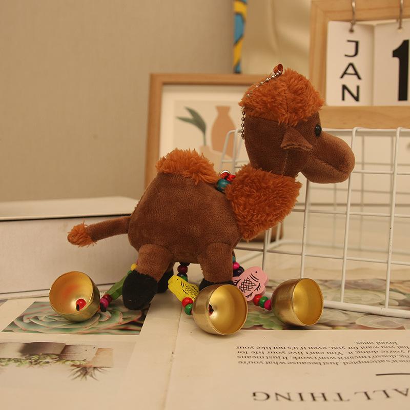 Niedliche Wüstenglocke liegendes kleines Kamel Anhänger Plüschtier Puppe Taschenanhänger Schlüsselanhänger Plüschpuppe