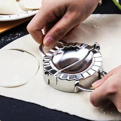 Dumplings Maker Stainless Steel Dumpling Mold Household Manual Press Kitchen Pastry Dumpling Tool Accessories  Kitchen Gadgets
