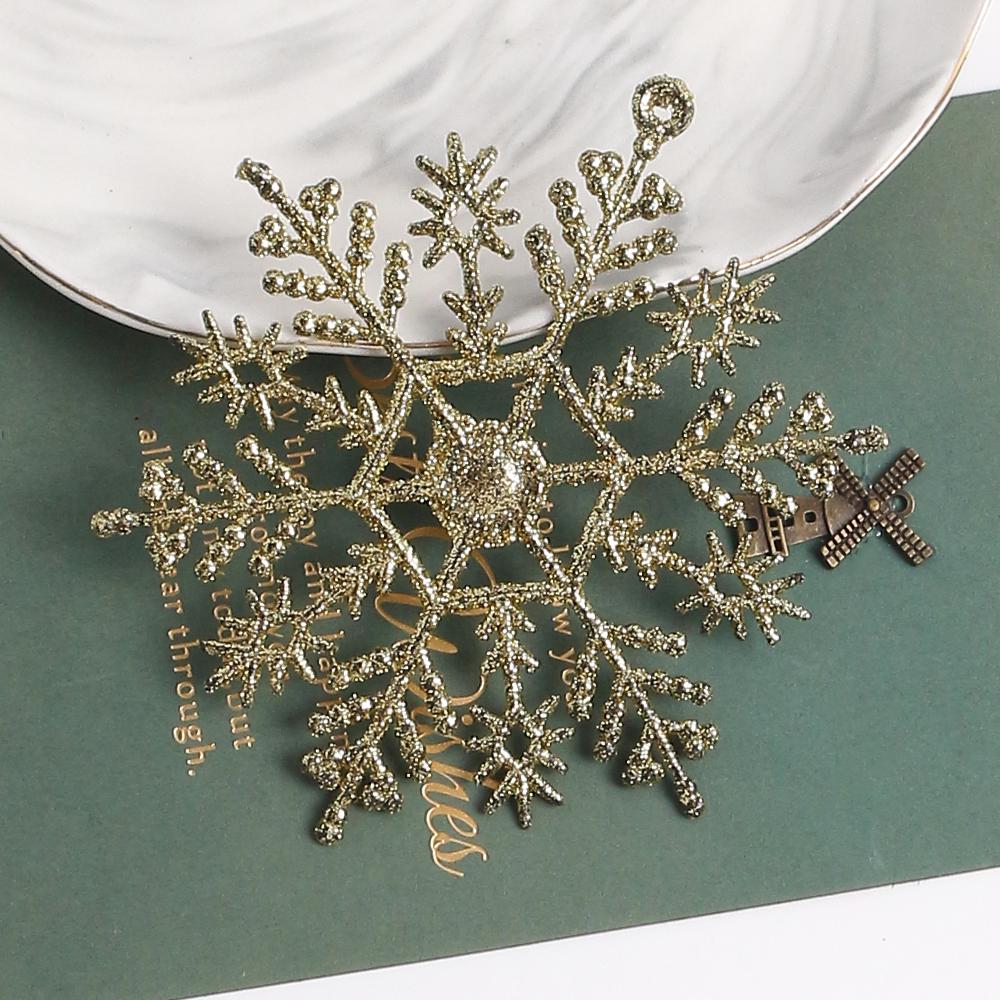 Influencer DIY Mesh Christmas Tree Ribbon & Bow Decoration