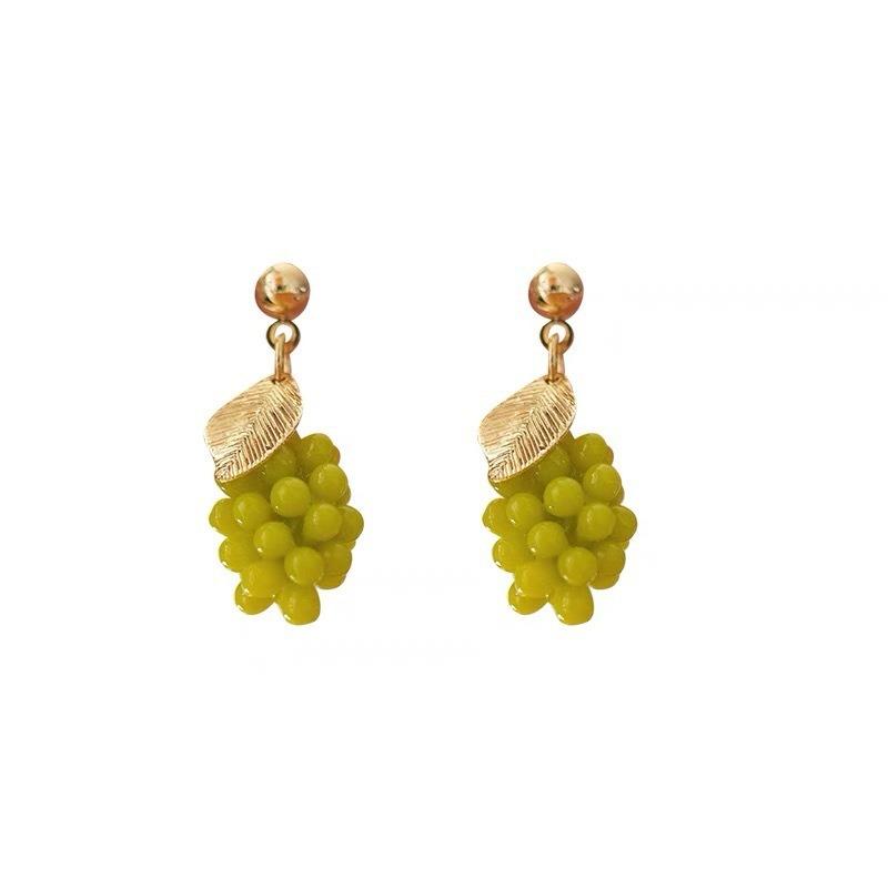Elegant Grape Stud Earrings Sweet and Fresh Female Earrings Small Green Grapes