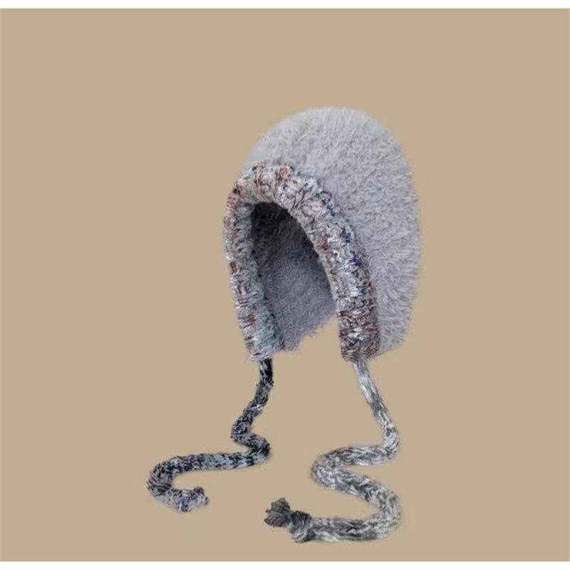 Fashion plush mixed-color knitted hat, warm, windproof, ear protection, wool hat, small and versatile headgear