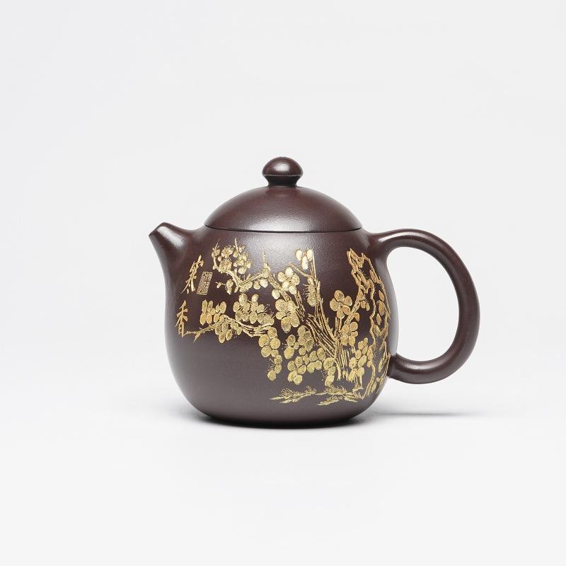 

300ml Authentic Yixing Purple Clay Teapots Handmade Gold Carving Plum Bossom Pot Raw Ore Mud Kettle Zisha Tea Set Tableware Gift