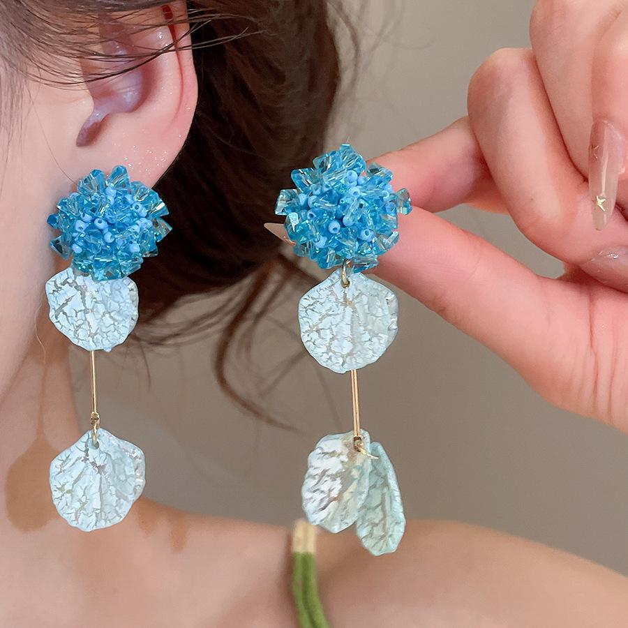 Silberne Nadel Strass Blume Quaste Brautohrringe, Vielseitige Ohrstecker für Damenmode.