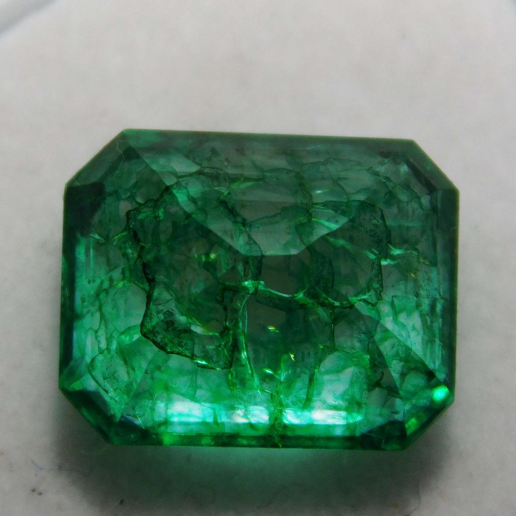 9.75 Ct Natural CERTIFIED Green Colombian Emerald Loose Gemstone Emerald Cut A-3856a