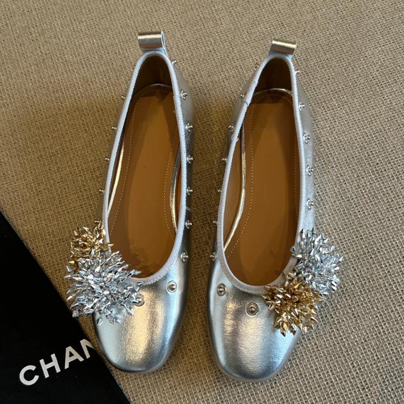 Modische Ballerinas für Damen 2025 Neu Frühling Herbst Blume Leder Runde Zehennieten Bequem Flacher Ausschnitt Flache Damenschuhe für Damen