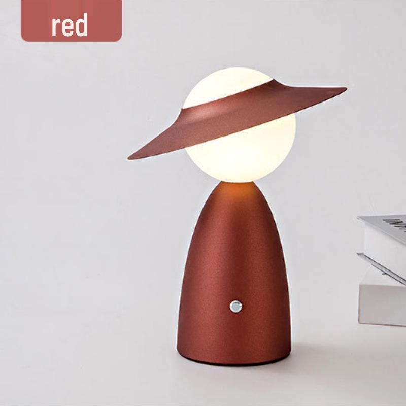 

Creative Knight Table Lamp for Cafes, Bars, Bedrooms, and Study Spaces красный/песочный