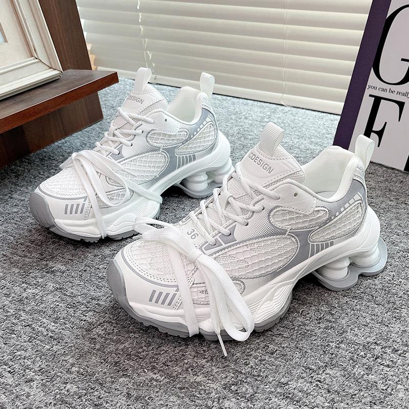 Lin Yun has the same platform dad shoes for women's 2025 new spring mesh breathable and versatile height-increasing silver sneakers.