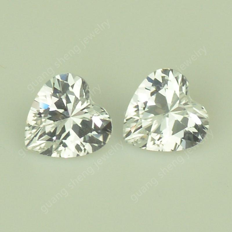 Moissanite Gemstone: D White Heart-Shaped 3EX Peach Heart DEF Color Ring Face Stone 2.5x2.5mm