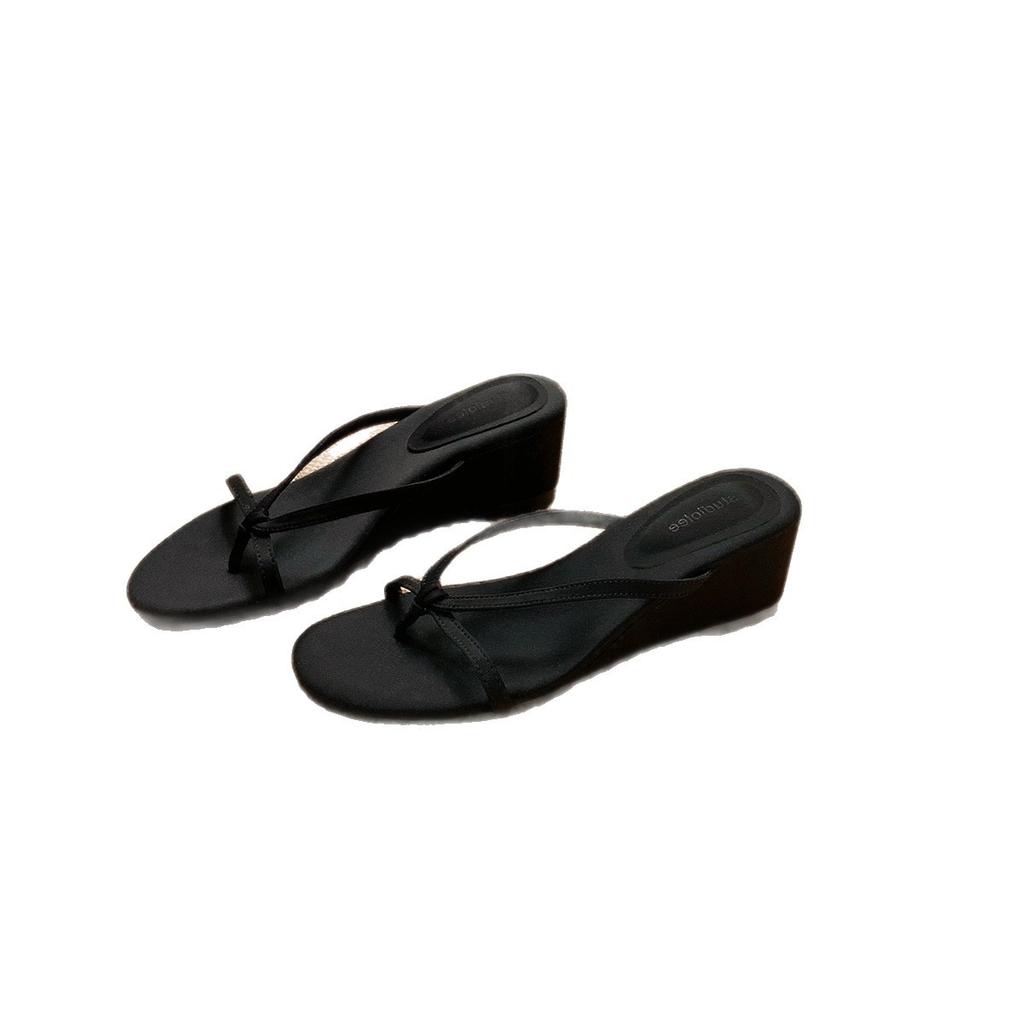 Grape mother same fairy wind round head thin belt slope heel cool slippers female French minimalist casual versatile toe slippers