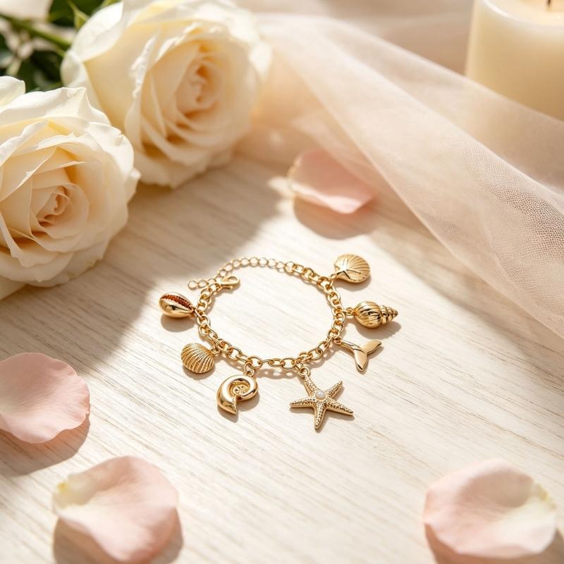 Shell Starfish Bracelet for Women Gold Tone Link Chain with Ocean Tail Detail, Adjustable Wrist Jewelry for Beach Vacation Outfits