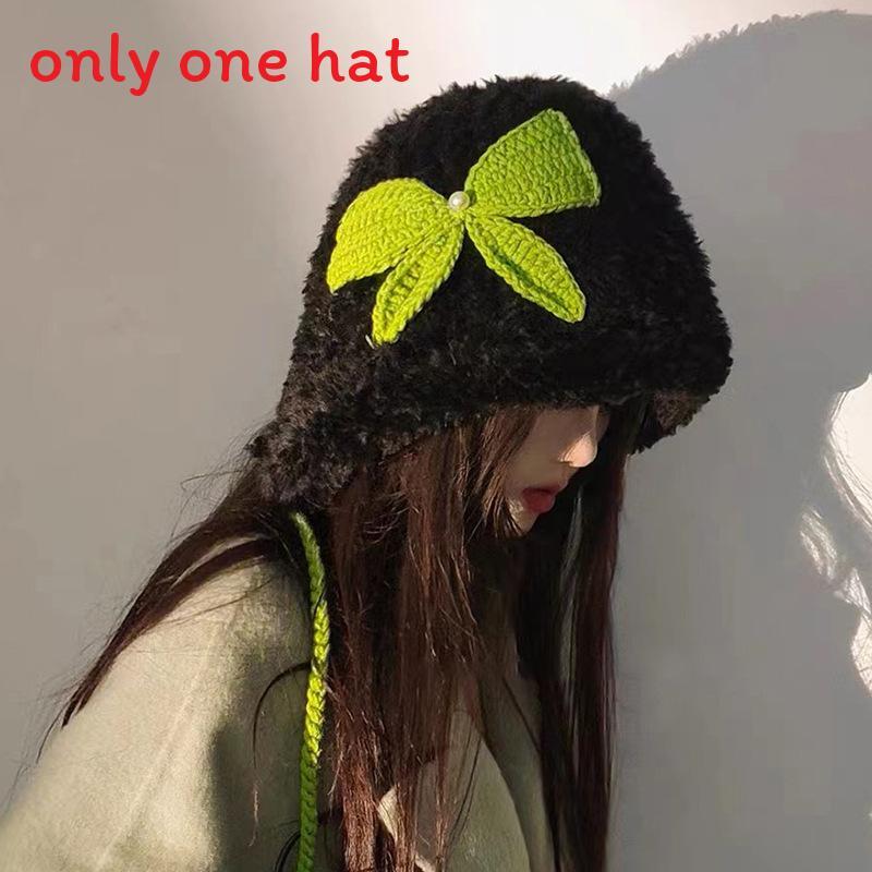 

Knitted Plush Hat With Butterfly Bow For Winter Warmth And Style чёрный