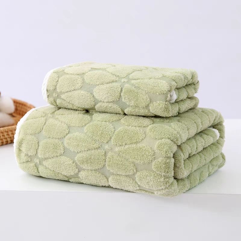 Jacquard Coral Velvet Plum Blossom Bath Towel 70x140 Soft Water Absorbent Home Quick Drying Towel