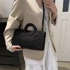 Crocodile Pattern Leisure  New in Large Capacity Commuting Retro Single Shoulder Diagonal Straddle Women's Armpit Hand Bag