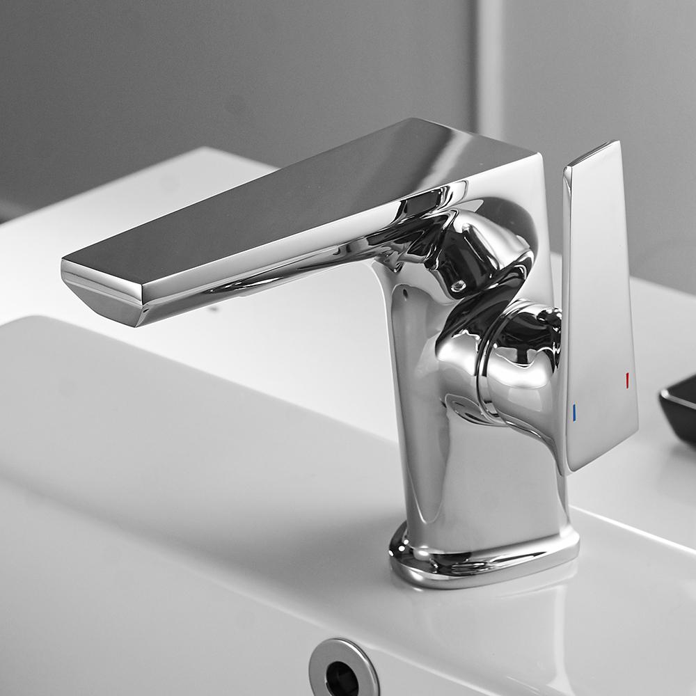 New Design Single-Hole Bathroom Sink Faucet Waterfall Water Tap with Brass Basin Mixer Ceramic Valve Core Sanitary Ware (as the picture,Brass)