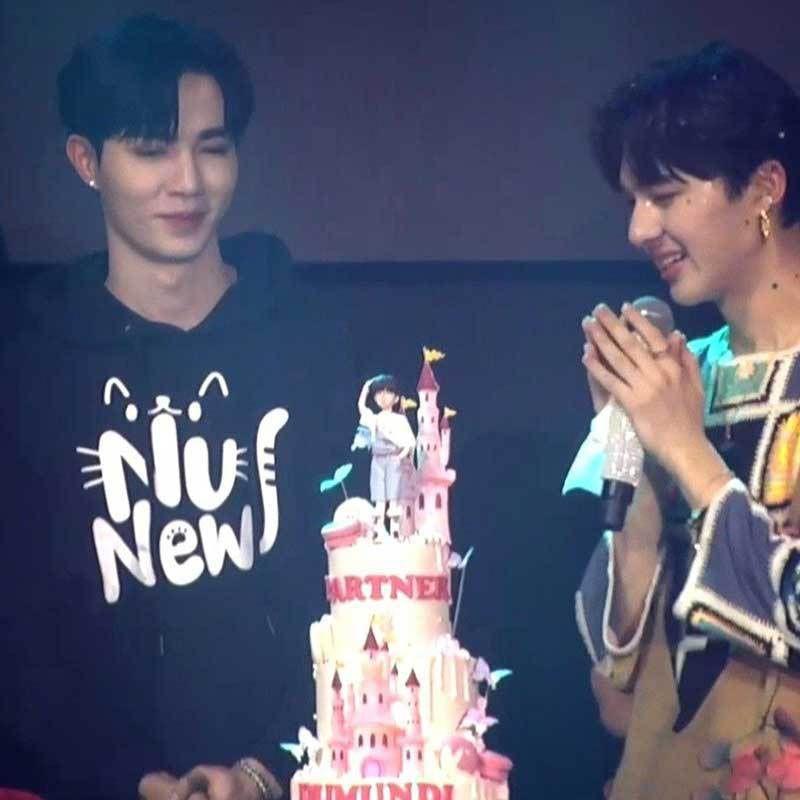 Thailändisches Drama Cutie Pie CutiePieSeries ZeePruk NuNew ZeeNunew ZeeNew Übergroßer Damen-/Herren-Hoodie Sweatshirt Lässiger Trainingsanzug