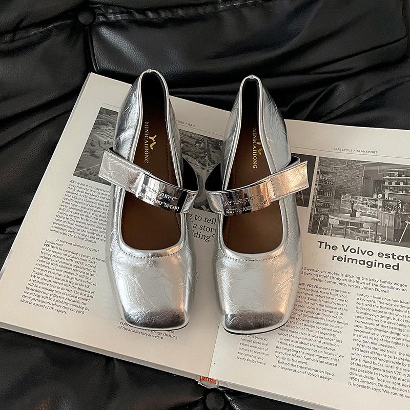 Versatile temperament One-word buckle square head shallow mouth single shoes women's summer fashion heightening buckle thin wedge heel Mary Jane shoes