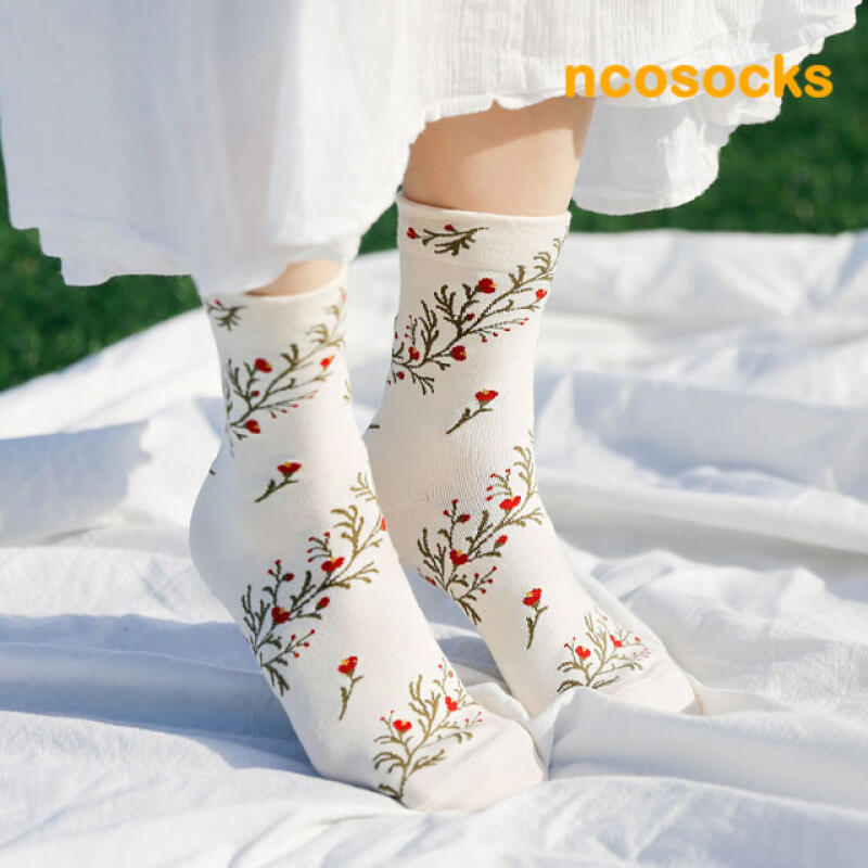 Twisted Flower Women s Socks 4-Pack brown