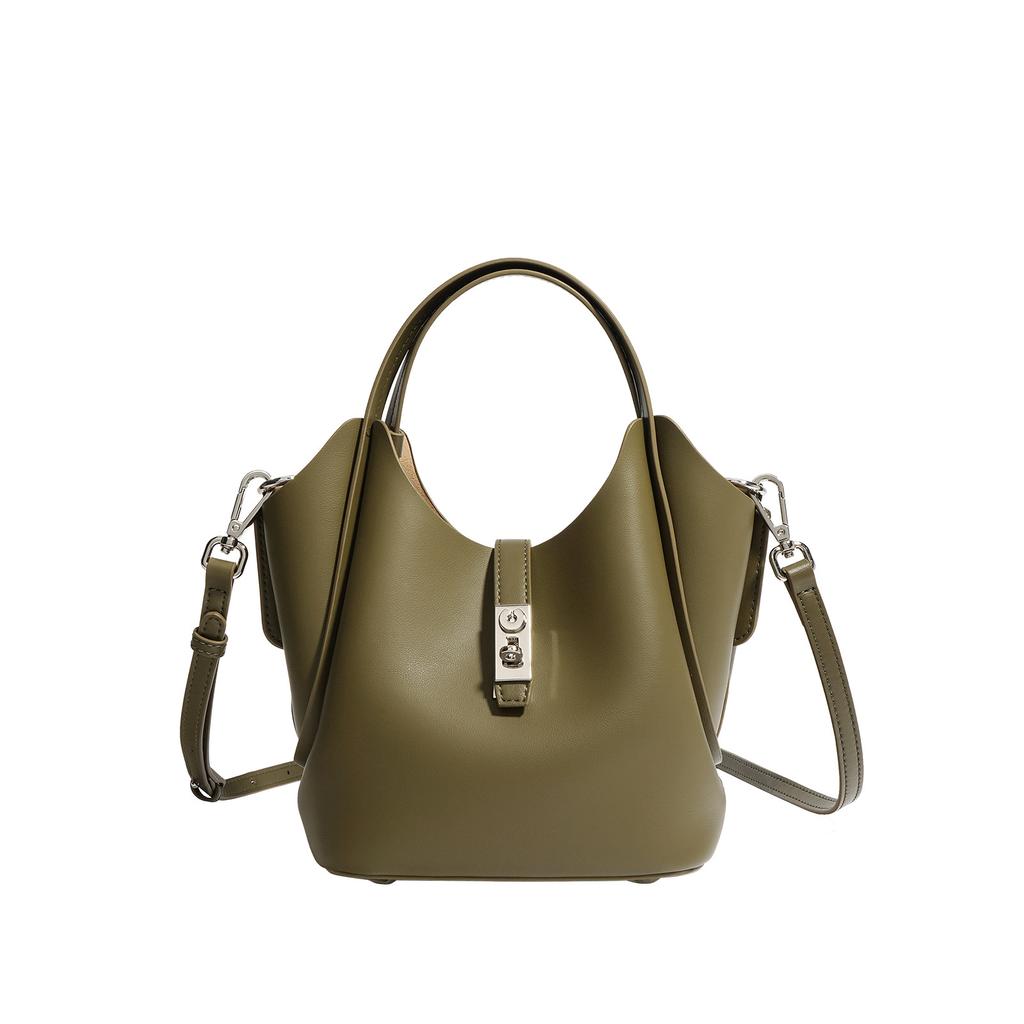 New Cowhide Commuter Versatile Large-capacity Shoulder Messenger Bag
