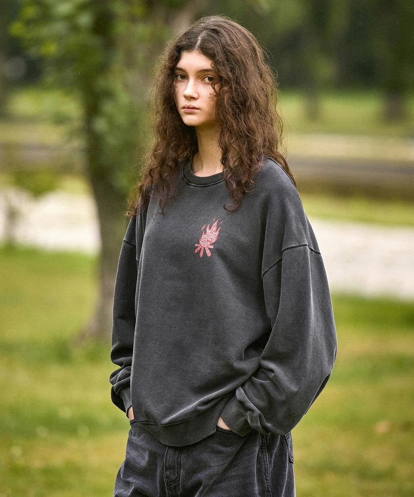 Peullukeu Camp Message Pigment Sweatshirt Dark Gray Fmt758