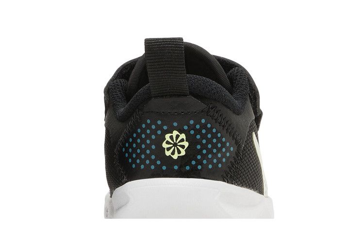 Nike Omni Multi-Court TD 'Black Barely Volt'