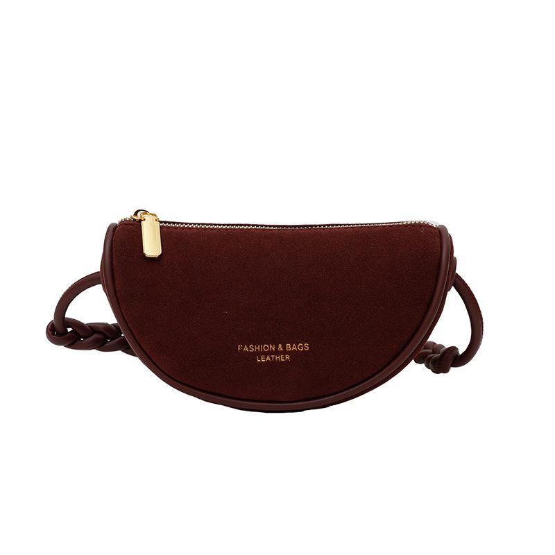 Fashion New Favorite! High-end Niche Dumpling Bags Lead the Trend of Going Out On the Street