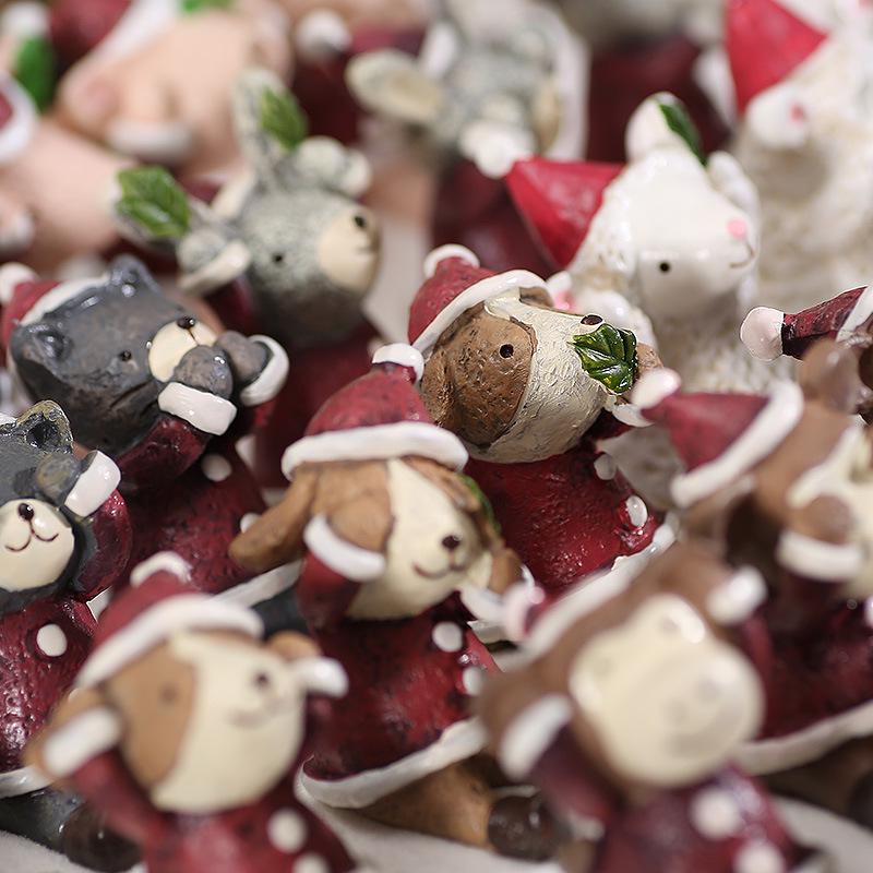 Creative Zakka Christmas Handmade Cute Resin Animal Ornaments for Home, Car, or Desk Decoration